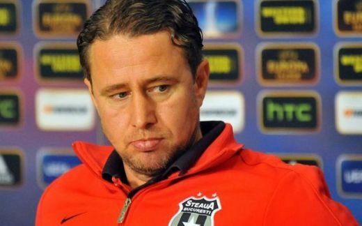 RAZBOI pe fata la Steaua! MH nu-l mai suporta pe Reghe: Doar daca esti PENIBIL nu vezi asta! Ce se ascunde, de fapt, in spatele fratiei manager-antrenor: