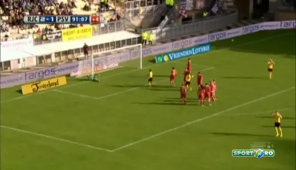 Portarul lui Roda le-a dat emotii olandezilor: A LESINAT pe teren dupa ce s-a lovit cu capul de bara! VIDEO INCREDIBIL