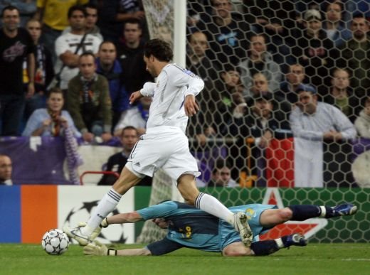 Nu scapa nicaieri de TONTOGOLUL de pe Bernabeu! Cernea, fostul portar al Stelei, a ajuns in liga a patra: "Inca imi mai amintesc faza aia"