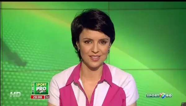 De ce fotbalul feminin nu e dezvoltat? Vezi cel mai misogin banc din fotbal :)) Raspunsul aici: