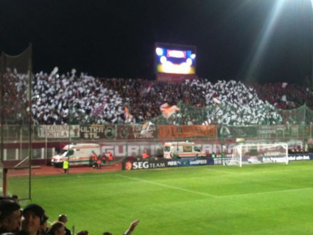 LIVE BLOG Hallo-Win Cupa | Gest senzational la final; peluza rapidista i-a facut pe jucatori sa lacrimeze de emotie! Ultrasii de la tribuna i-au provocat pe rivali: