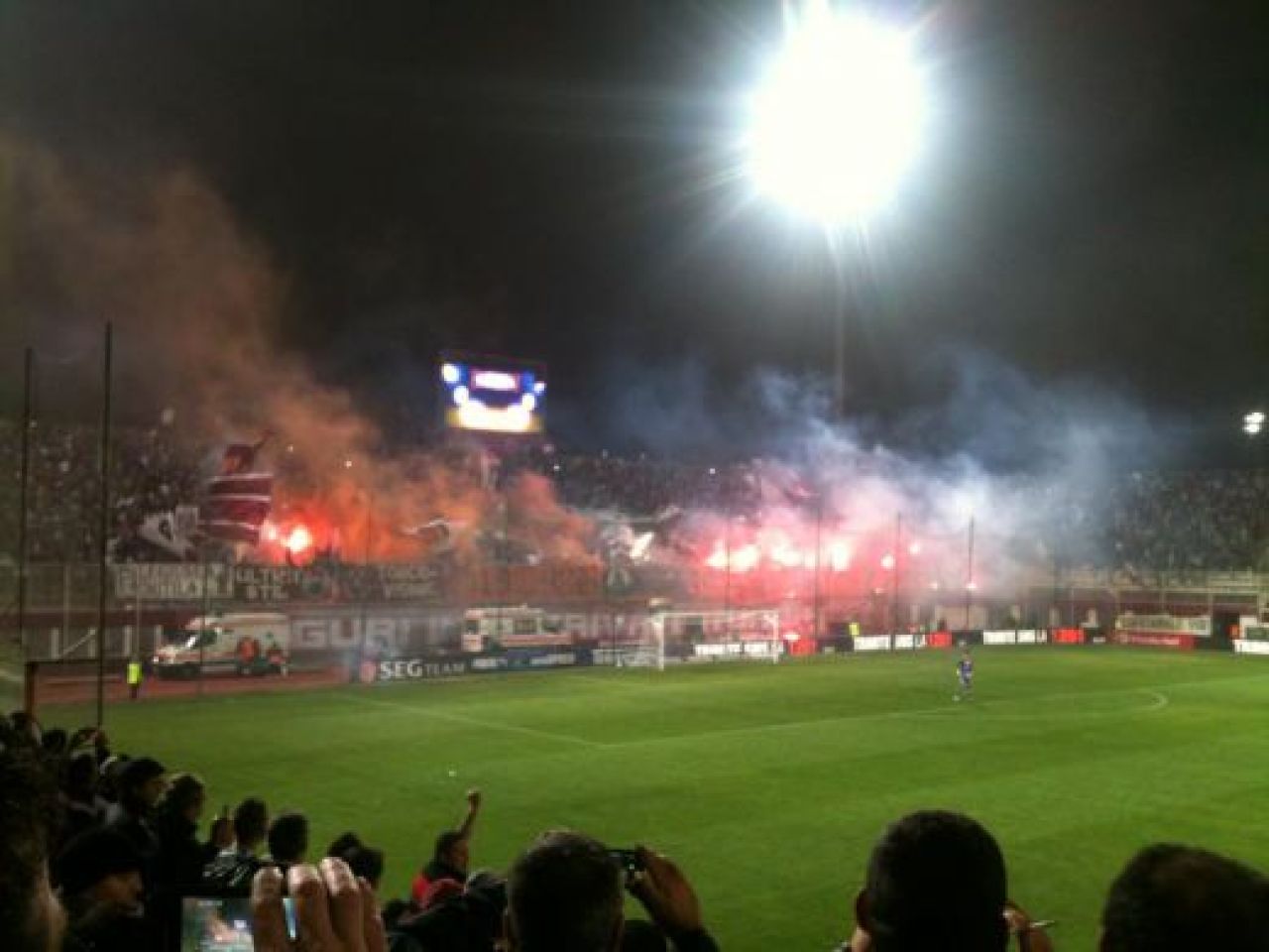 LIVE BLOG Hallo-Win Cupa | Gest senzational la final; peluza rapidista i-a facut pe jucatori sa lacrimeze de emotie! Ultrasii de la tribuna i-au provocat pe rivali: