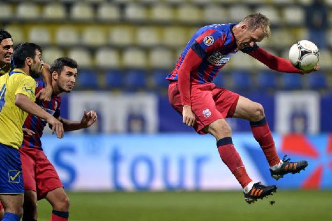 LIVE BLOG Ba se poate! INCREDIBIL! Steaua a fost DISTRUSA in prelungiri, Reghe a intrat in teren de nervi! Basel 1-1 Steaua_7