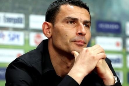 Trica urmeaza sa fie dat afara de la UTA! Reactia GENIALA cand a aflat ca-i va fi reziliat contractul: "Pe bune, m-au dat afara?"