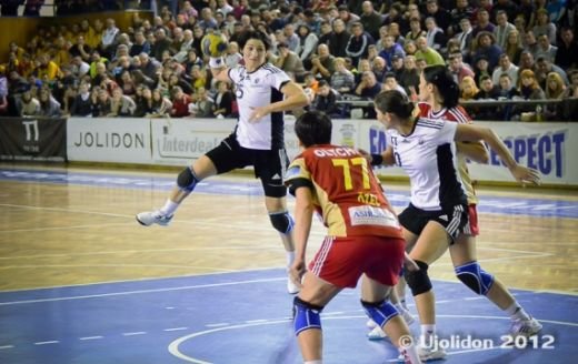 U Jolidon Cluj, victorie in turul 3 al Cupei EHF: 39-25 cu PAOK! Returul se joaca maine, tot la Cluj!