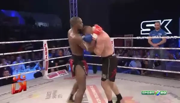 Muamer Tufekcic (Bosnia si Hertegovina) vs Frank Munoz (Spania)