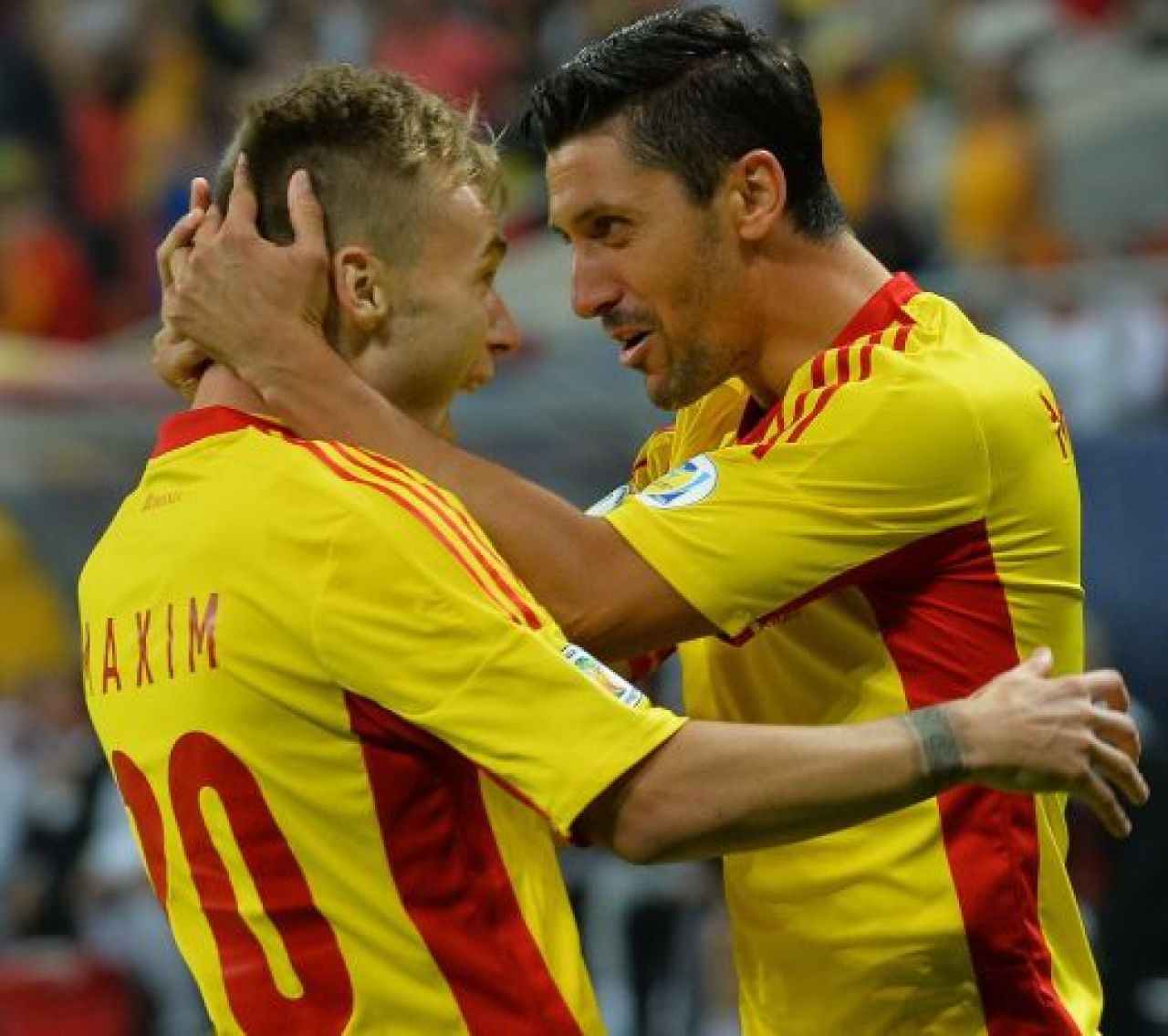 LIVE BLOG I-am scos pe greci din criza | Dezastru in Grecia! Romania a pierdut doi jucatori si n-a avut NICIO ocazie! Toate fazele din Grecia 3-1 Romania_5