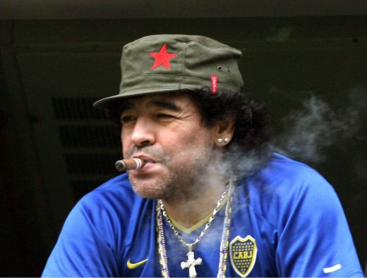 Maradona face PRAF un antrenor roman: Nu stie sa se comporte, stim cu totii ce fel de om este