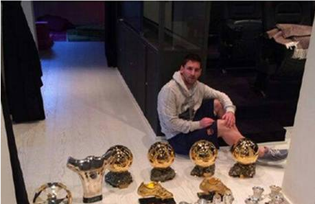 Cristiano Ronaldo, UMILIT in lupta pentru Balonul de Aur! Faza care o sa-l enerveze rau pe starul Realului! Ce a facut fratele lui Messi:_3