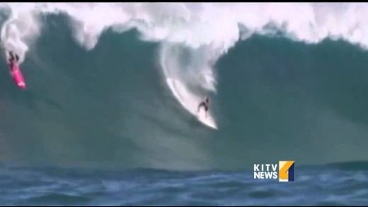 TRAGEDIE! L-a inghitit valul si a DISPARUT! Campionul SUA la surf este considerat MORT! Americanii il cauta de 2 zile:
