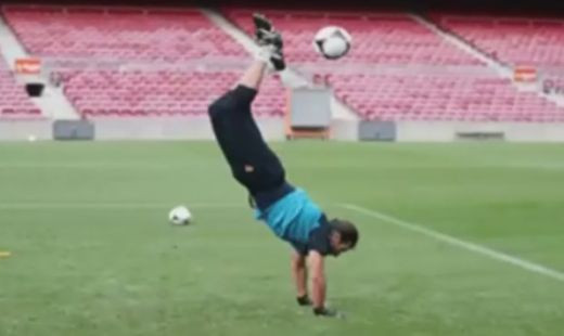 E ultimul om de la Barca la care te asteptai la asa ceva! Ce jucator executa un SCORPION KICK perfect: VIDEO