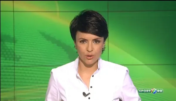 Van Damme nu ar fi reusit niciodata sa faca spagatul minune fara EL! Cum a fost implicat Chuck Norris in clipul anului: VIDEO