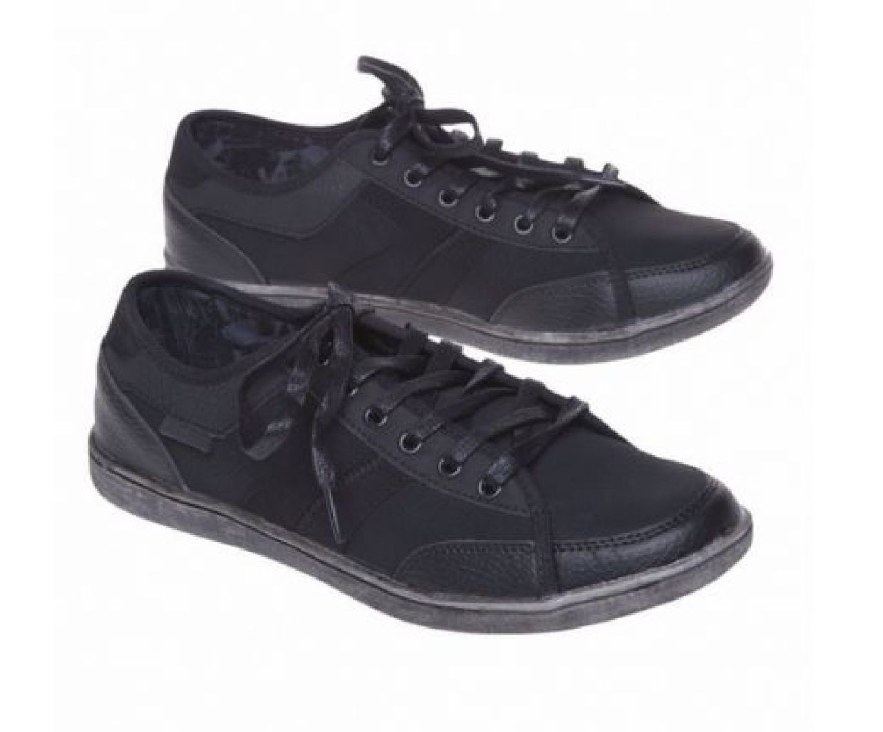 BLACK FRIDAY 2013: Cele mai tari reduceri la incaltaminte sport! Vezi ofertele de Black Friday_3