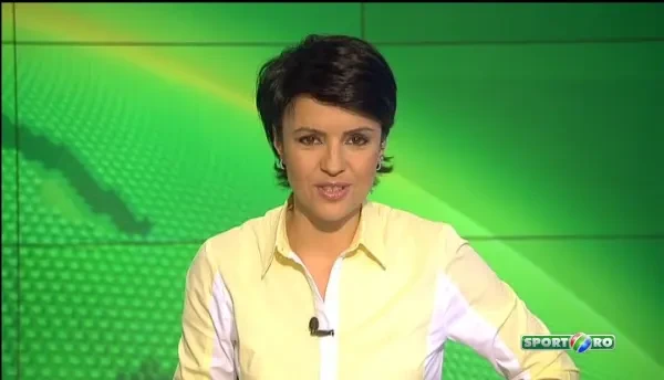 Mutu-mania a cuprins Ploiestiul! Fetele vor sa chiuleasca de la liceu pentru a-l vedea la treaba: Ne facem tricou cu el. Il iubim