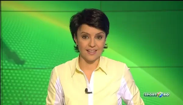 Jucatorii Stelei au luat lectii de calarie! Unul singur a avut curajul sa urce pe cal :) Vezi cum s-a descurcat: