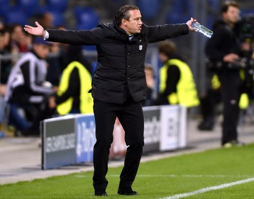 Desculti la masa bogatilor! Steaua, parasita de suporteri inainte de ultimul meci de pe National Arena in Liga! Explicatia fanilor pentru situatia incredibila:_3