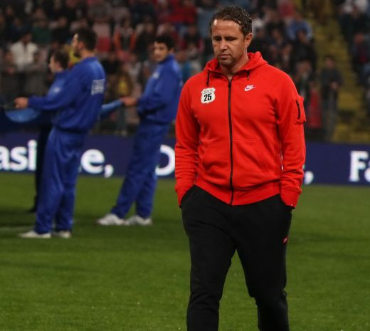 Desculti la masa bogatilor! Steaua, parasita de suporteri inainte de ultimul meci de pe National Arena in Liga! Explicatia fanilor pentru situatia incredibila:_4