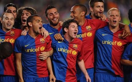 Tata si fiu, legendele care au UIMIT lumea! Messi, Henry sau Mourinho au fost impresionati de povestea lor! LACRIMILE unui jucator genial:_4