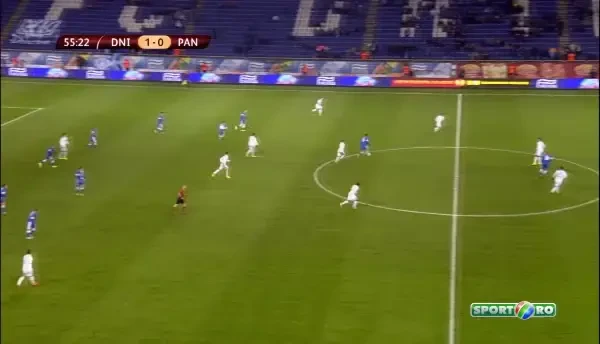 Zozulya inscrie golul de 2-0 pentru Dnepr