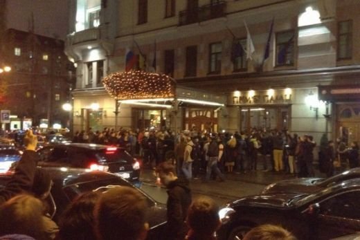 SUPER FOTO: Top Gear filmeaza langa Romania! N-o sa-ti vina sa crezi in ce masina au fost surprinsi prezentatorii: _10