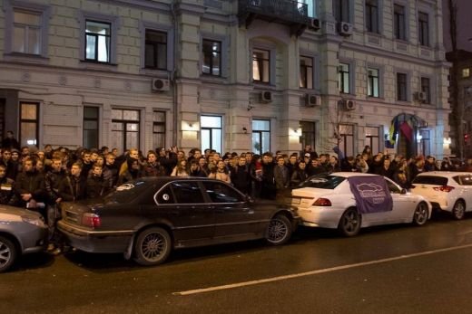 SUPER FOTO: Top Gear filmeaza langa Romania! N-o sa-ti vina sa crezi in ce masina au fost surprinsi prezentatorii: _17