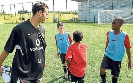 LEGENDAR! Ryan Giggs a implinit 40 de ani: 