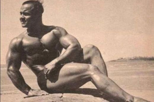 Are 101 ani si e poreclit Hercules de buzunar: Acum 61 de ani era Mr. Universe! Cum arata culturistul care a uimit lumea: