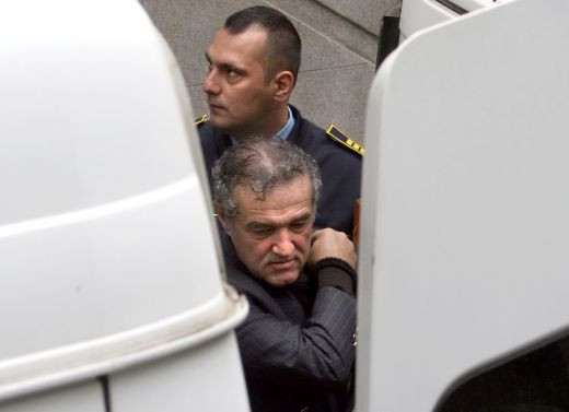 ULTIMA ORA | Gigi Becali, inapoi in IAD : patronul Stelei s-a intors la Jilava! Care e motivul pentru schimbarea neasteptata: