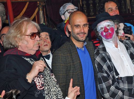 Guardiola a transformat fundasii in clovni! Acum s-a dus sa vada cum arata cu adevarat un comediant! Cum s-a distrat antrenorul aseara: FOTO_1