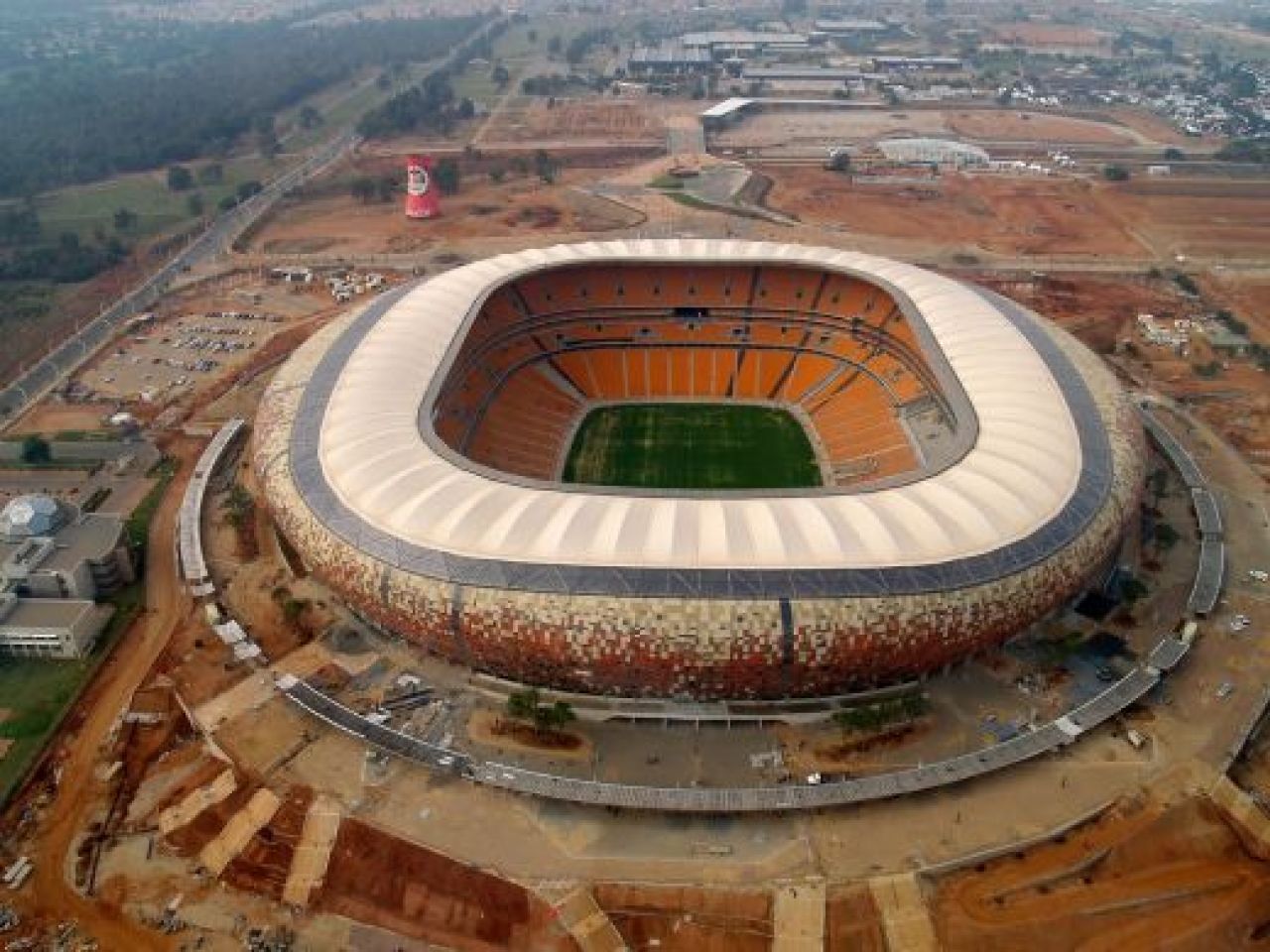 Barcelona se MUTA in casa noua! Messi si Neymar vor juca pe un stadion GRANDIOS de 105.000 locuri! Galeria ZILEI: cele mai mari 10 stadioane din lume_1