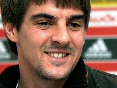 Povestea trista a unui jucator extrem de talentat, care s-a retras la doar 27 de ani! Ce se poate intampla atunci cand presa pune o PRESIUNE prea mare pe un fotbalist:_1