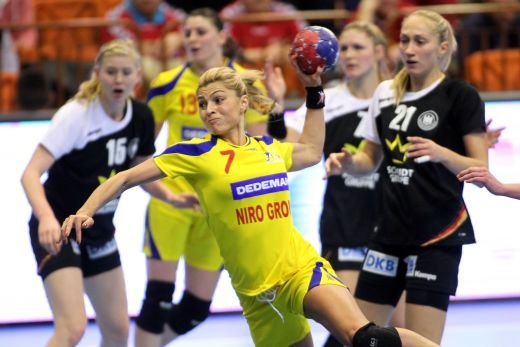 DREAM GIRLS! Romania este favorita la primul loc al grupei dupa o victorie FANTASTICA! Vezi toate fazele din Romania 21-17 Ungaria