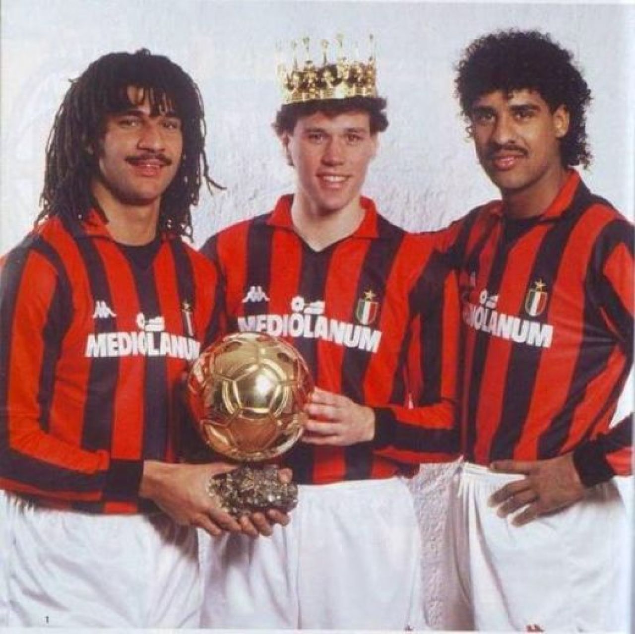 Cruyff a fost HUIDUIT la singurul sau meci jucat la AC Milan! Cum a ratat transferul si si-a platit inapoi datoria in fata suporterilor:_1