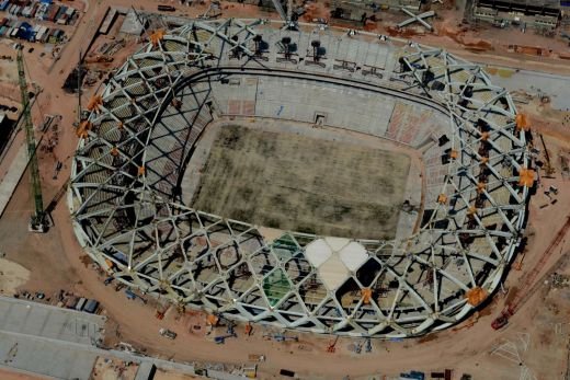 TRAGEDIE in Brazilia! Un muncitor a cazut de la 35 de metri si a murit! Momente socante inainte de Campionatul Mondial: