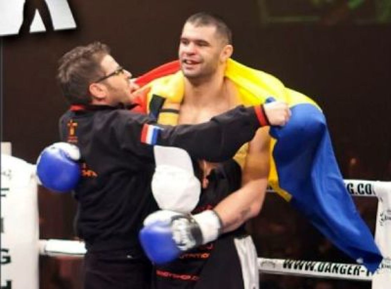 Ghita a castigat meciul in 30 de secunde! Holzken a castigat piramida, Aerts a fost invins de Verhoeven! VIDEO!_1