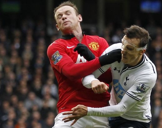 Fanii lui Arsenal l-au ironizat pe Chiriches! REACTIA suporterilor lui Tottenham e fabuloasa: O fi el NEBUN, dar are calitate! Vezi replicile aici