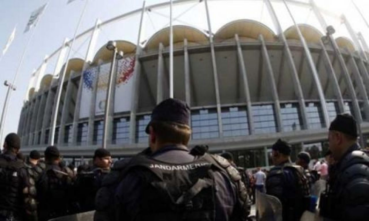 LIVE BLOG Si cu Astra BASTA | Aroganta fanilor Astrei dupa infrangere: