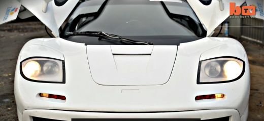 Un mecanic amator a contruit o BIJUTERIE cu 20.000 lire care valoreaza 5 milioane! Replica de McLaren F1 a fost creata de la zero! Ce viteza prinde: VIDEO