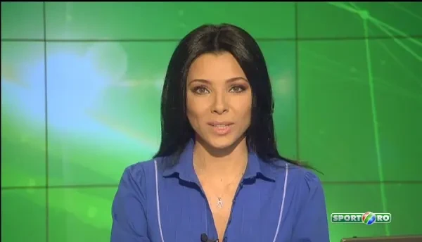 Cum poti sa joci fotbal la semafor! Cel mai TARE mod in care astepti sa se faca verede!