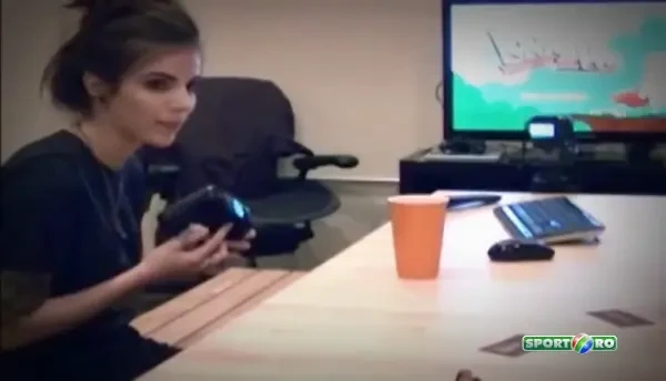 FA-BU-LOS! Se juca pe calculator cand i-a aparut asta pe monitor! N-a fost in stare sa mai vorbeasca 2 zile: ti se poate intampla si tie!!!