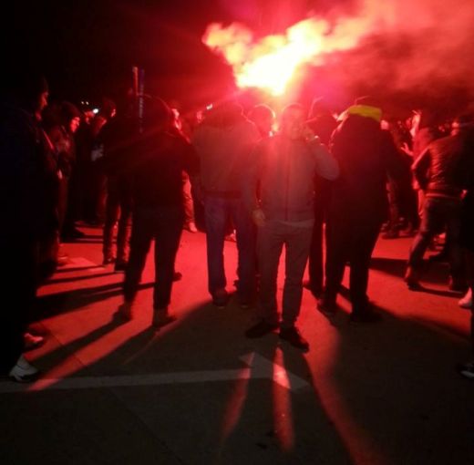 LIVE BLOG Cine e pe primul loc? | Stelistii vor fi descaltati la intrarea pe stadion! Tensiune maxima la Giurgiu: ultrasii au aprins torte_14