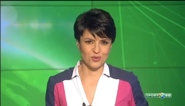 N-are nevoie de o masina tunata! Un rus se ridica pe doua roti cand vrea! VIDEO