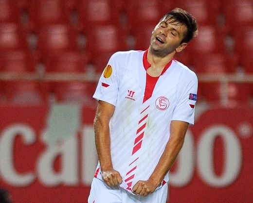 Rusescu se simte UMILIT dupa anuntul asta! A fost imprumutat la Braga pentru a-i face loc unui ANONIM! Cine ii ia locul la Sevilla!&nbsp;