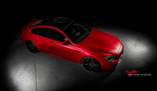 GALERIE FOTO: Cea mai tare metoda de a promova un BMW seria 6 Gran Coupe! Nu stii daca sa admiri masina sau femeile de langa :)_8