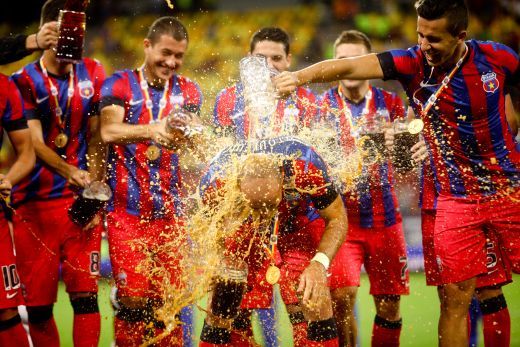 Pe primul loc la pauza, doar pe 3 la final! Steaua conduce DETASAT in clasamentul