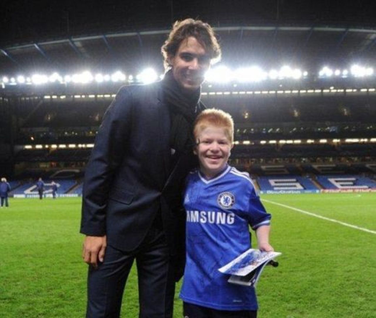 Cel mai frumos Craciun pentru un copil bolnav de 14 ani! Roman Abramovic l-a primit pe Stamford Bridge si si-a incalcat cel mai lung juramant! VIDEO_3