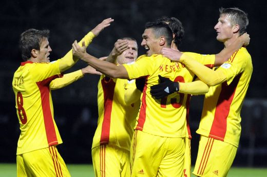 REPLICA Stelei la venirea lui Mutu la Petrolul: ATACANTUL de nationala care vine sa se bata la titlu! Cadoul pentru suporteri de Craciun!