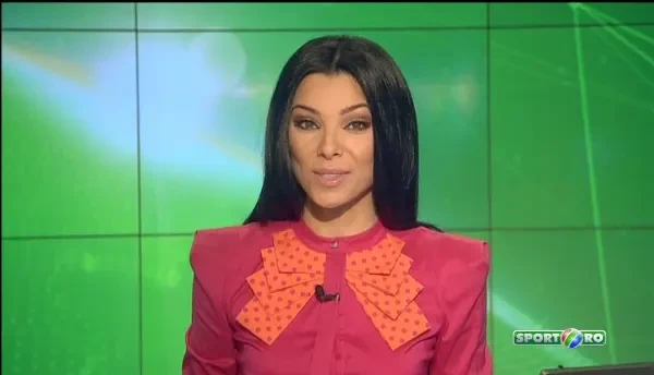 Comoara imparatului! Fata lui Fatih Terim e la fel de frumoasa precum Galata lui Hagi si Popescu :) VIDEO