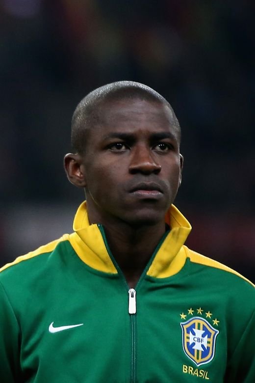 Cara CARAMIZI pe santier pentru 2 dolari, dar a meritat! Povestea FASCINANTA a unui star de la Chelsea! S-a chinuit enorm pana a ajuns in Premier League!_2