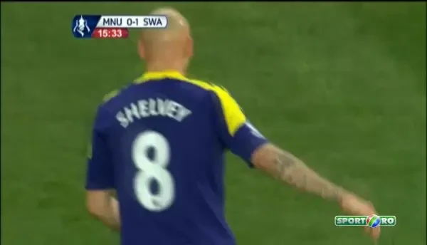 Gol Manchester 1-1 Chicharito